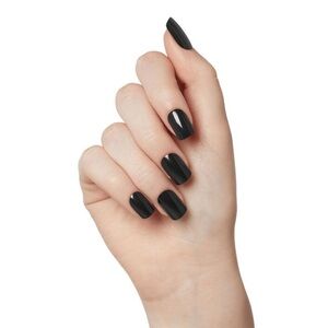 KISS x MARILYN MONROE LIMITED EDITION PRESS ON NAILS